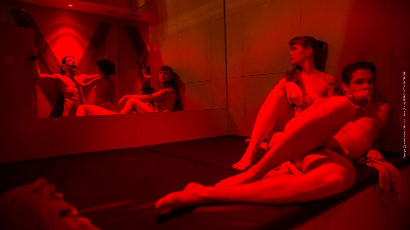 Croix de Saint André - Atlantide Sauna Paris - Sauna libertin toutes tendances